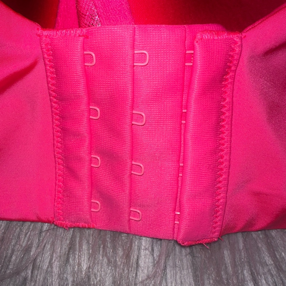 NEW Torrid Curve Push Up Hot Pink T-shirt Bra 44DD Underwire New With Tags - Picture 4 of 4